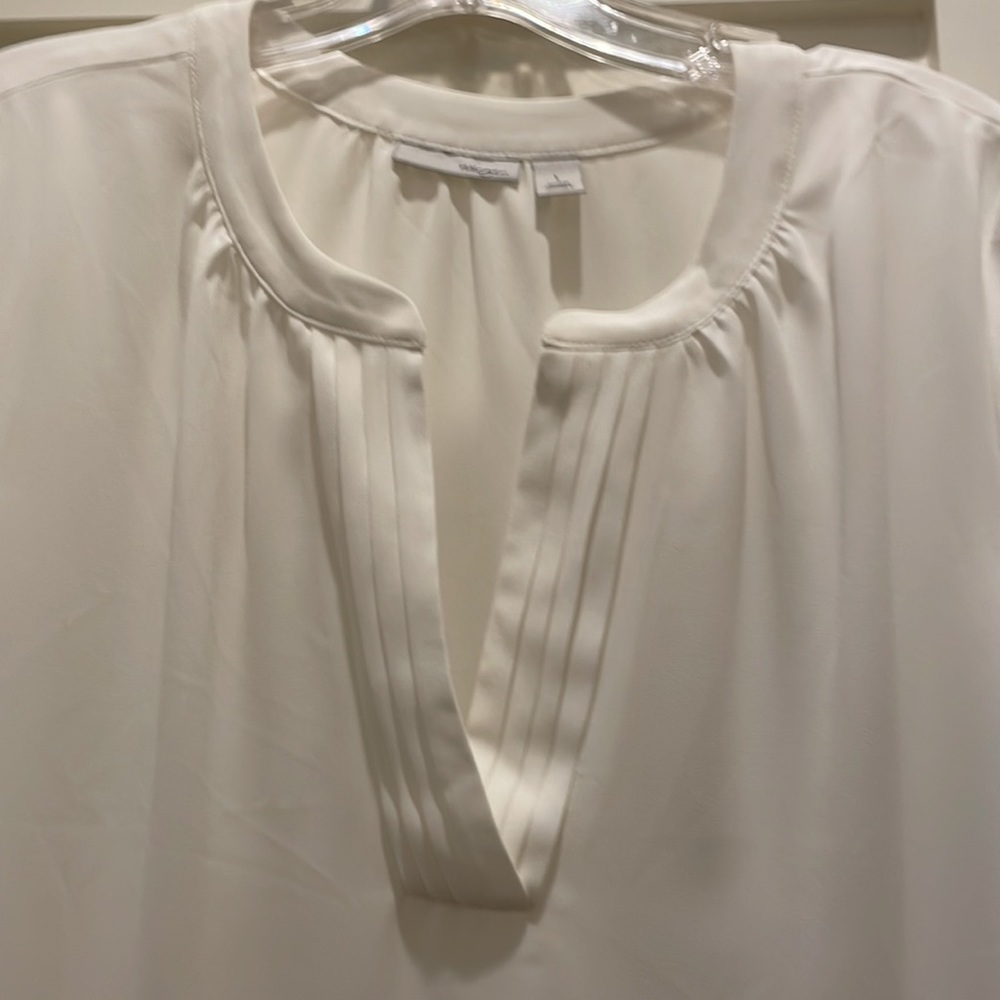 White Haligen short sleeved top